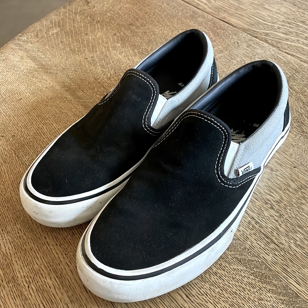Mens size 9 Vans